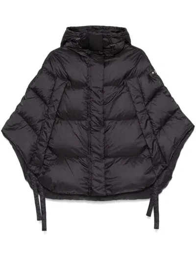 Tatras Reila Cape In Black