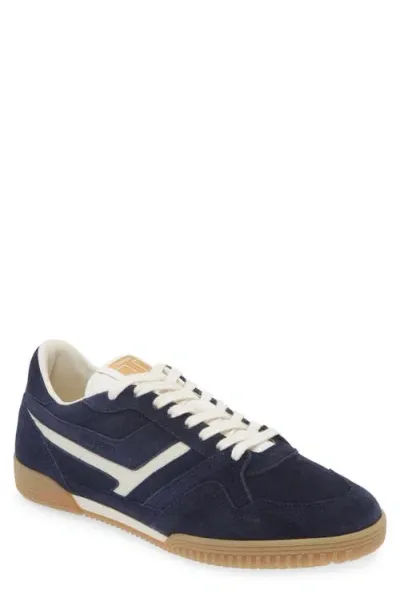 Tom Ford Jackson Suede Low Top Sneaker In Blau