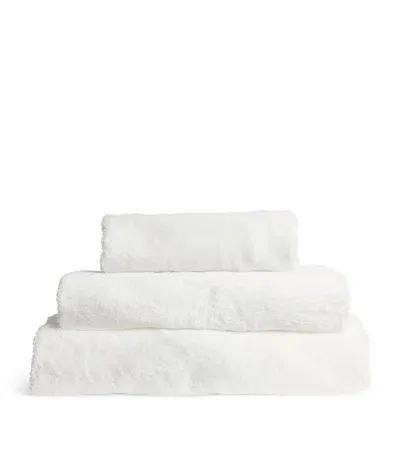 Uchino Blissful Hand Towel In White