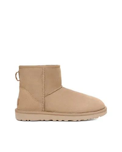 Ugg Ankle Boot In Toni Neutri