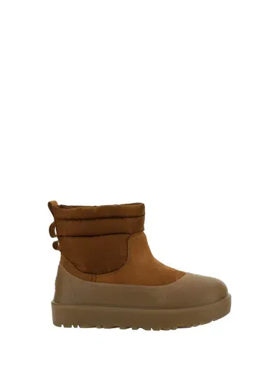 Ugg A\n\nclassic Mini Fashion Ankle In Brown