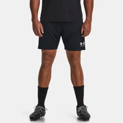 Under Armour Men's    Challenger Knit Shorts Black