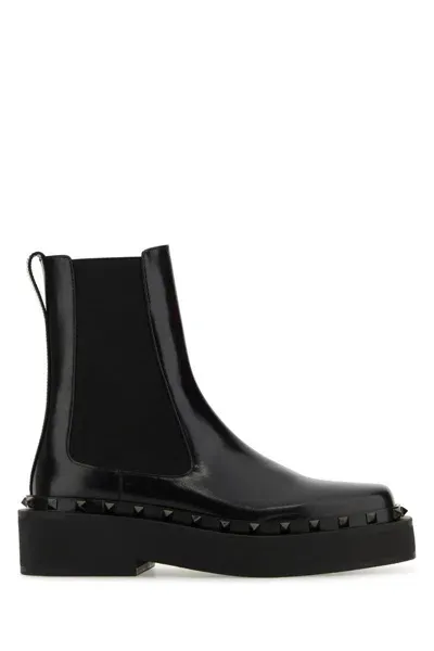 Valentino Garavani Boots In Black