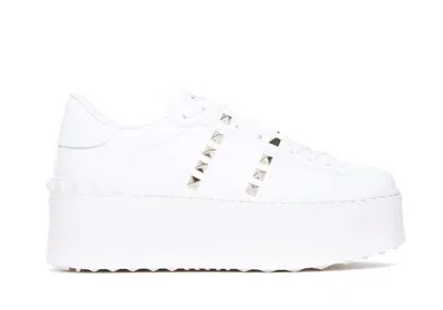 Valentino Garavani Flatform Rockstud Untitled Trainer Sneakers In White