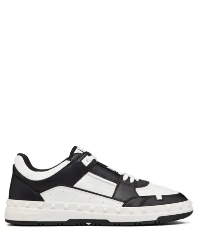 Valentino Garavani Freedots Sneakers In White