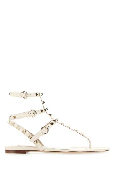 Valentino Garavani Ivory Leather Rockstud Thong Sandals In White