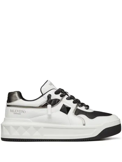 Valentino Garavani Sneaker Low-top One Stud Xl In White