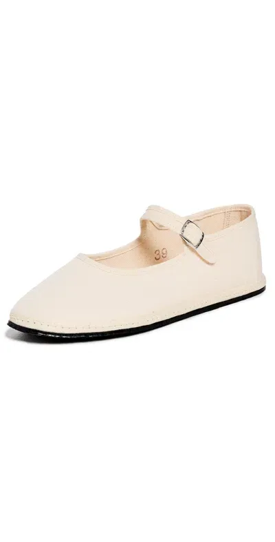 Vibi Venezia Mj Flats In Off-white