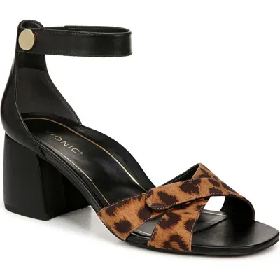 Vionic Salinas Block Heel Sandal In Black/tan