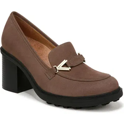 Vionic Tiburon Bit Loafer Pump In Driftwood