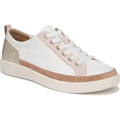 Vionic Winny Sneaker In White/gold