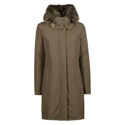 Woolrich Bow Bridge Removable Hood Parka In Green