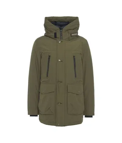 Woolrich Hooded Padded Parka In Green