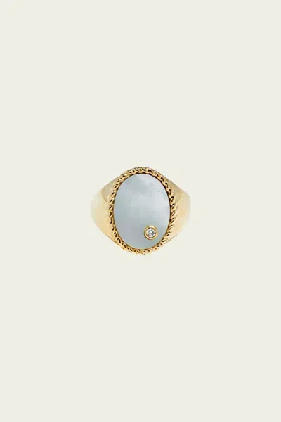 Yvonne Léon Chevalière Oval Ring In Yellow Gold & Mother Of Pearl