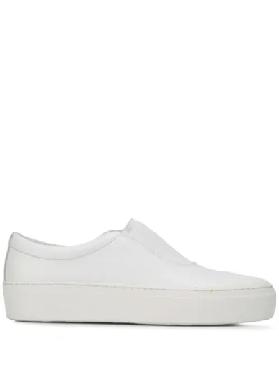 Primury Basal Slip-on Leather Trainers In White