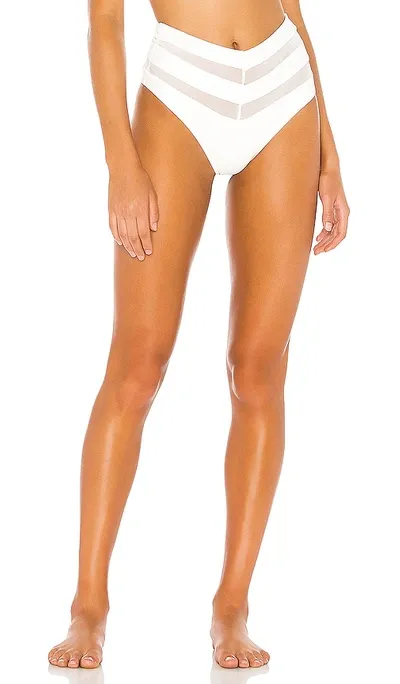 Tularosa Cher Bottom In White