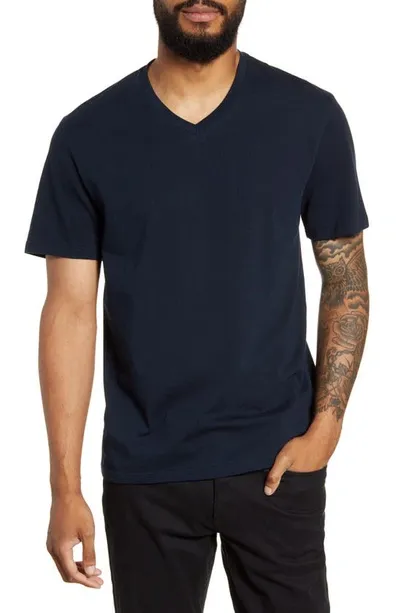 Vince Regular Fit Garment Dyed V-neck T-shirt In Black