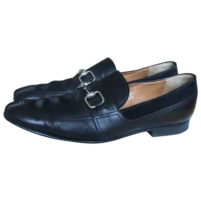 Pre-owned Gucci Leather Flats In Black