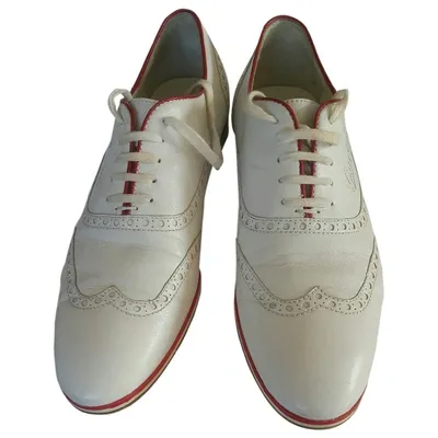 Pre-owned Gucci Leather Lace Ups In White