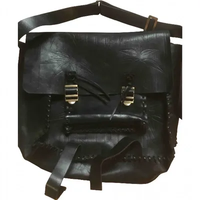 Pre-owned Valentino Garavani Leather Satchel In Black