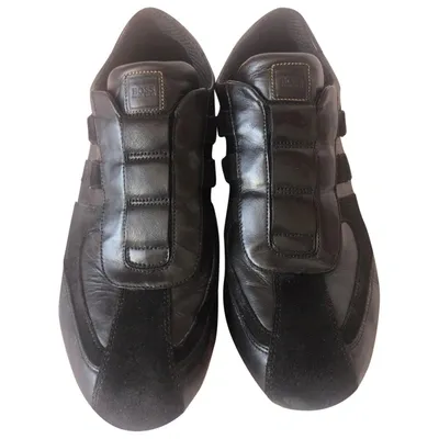 Pre-owned Hugo Boss Leather Flats In Black