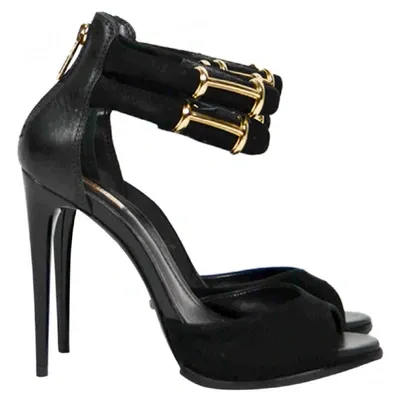 Pre-owned Schutz Leather Sandals In Black