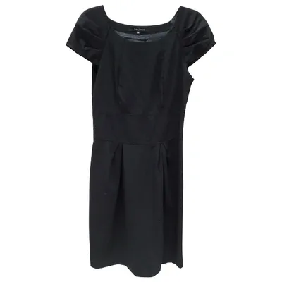 Pre-owned Tara Jarmon Wool Mid-length Dress In Black