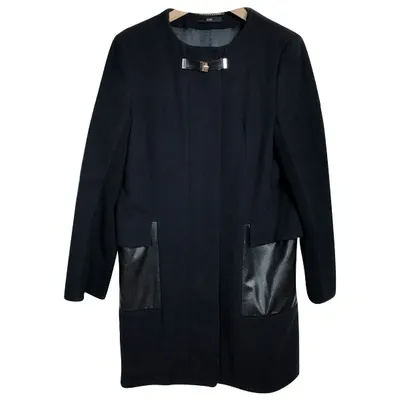 Pre-owned Hugo Boss Wool Coat In Black