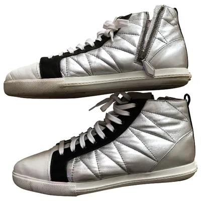 Pre-owned Miu Miu Leather Trainers In Metallic