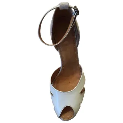 Pre-owned Hogan Leather Heels In White