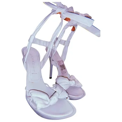 Pre-owned Casadei Leather Heels In White