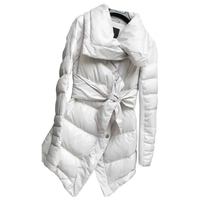 Pre-owned Pinko Jacket In White