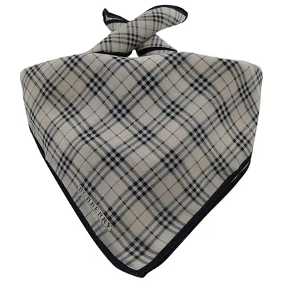 Pre-owned Burberry Neckerchief In White