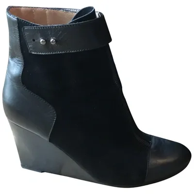 Pre-owned Joseph Leather Ankle Boots In Black