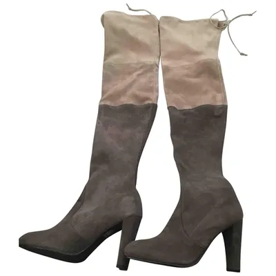 Pre-owned Stuart Weitzman Boots In Beige