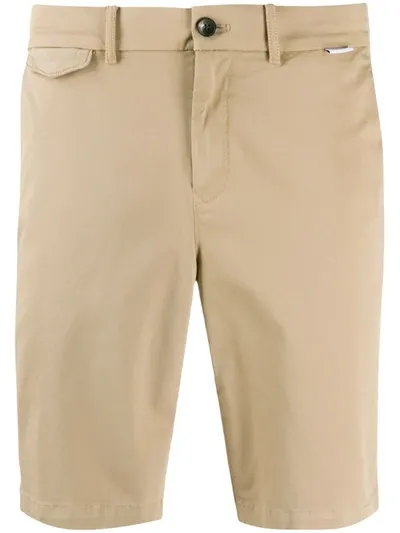 Calvin Klein Schmale Bermudas In Brown