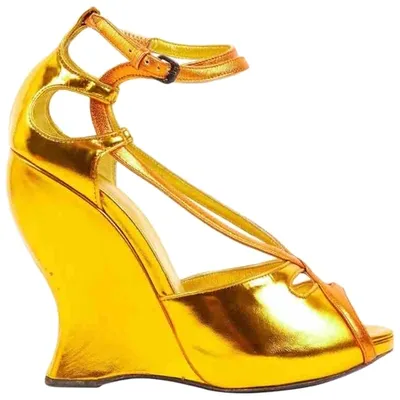 Pre-owned Bottega Veneta Yellow Leather Sandals