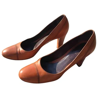 Pre-owned Hugo Boss Leather Heels In Orange