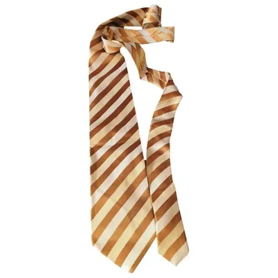 Pre-owned Hugo Boss Silk Tie In Camel