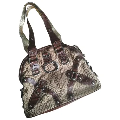 Pre-owned Guess Cloth Handbag In Brown