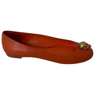 Pre-owned Alexander Mcqueen Leather Ballet Flats In Orange