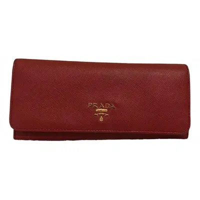 Pre-owned Prada Leather Wallet In Red