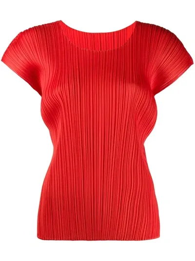 Issey Miyake Cap Sleeve Pleated T-shirt In Red