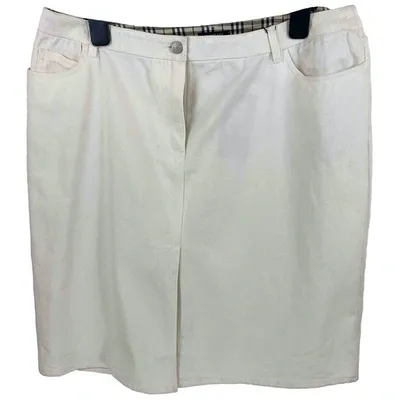 Pre-owned Burberry Mid-length Skirt In White