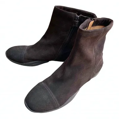 Pre-owned Costume National Brown Suede Boots