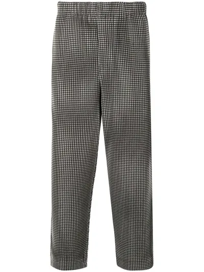 Issey Miyake Pleated Cropped Trousers In Yellow