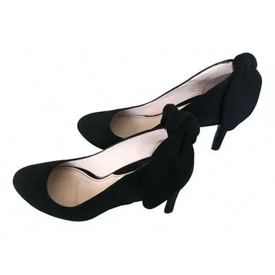 Pre-owned Carven Heels In Black