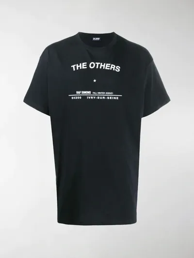 Raf Simons T-shirt Mit "the Others"-print In Black