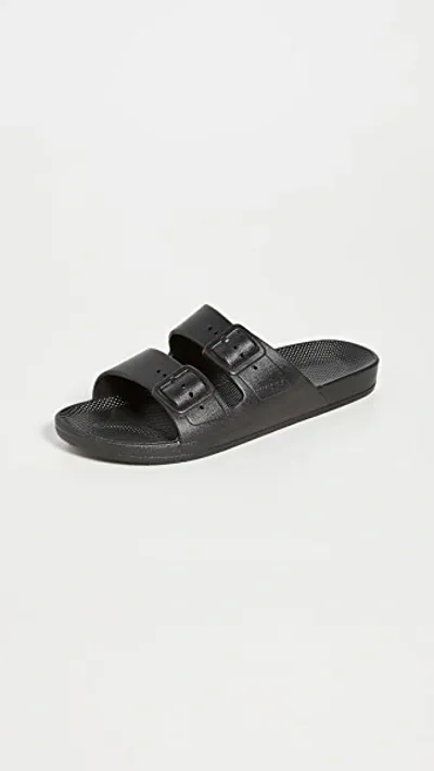 Freedom Moses Bond Velvet Two-strap Slides In Black