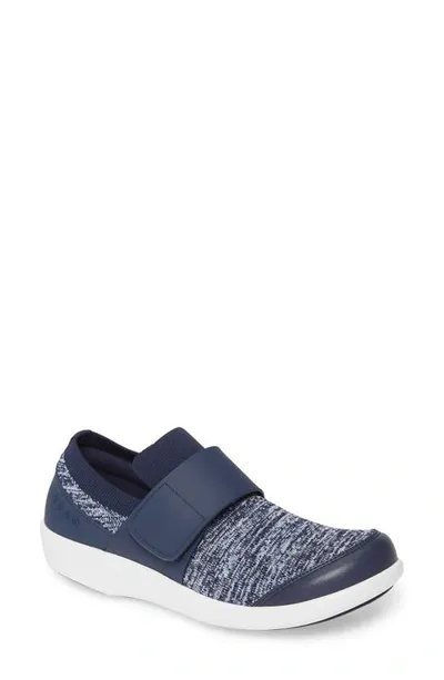 Traq By Alegria Qwik Sneaker In Flurry Blue